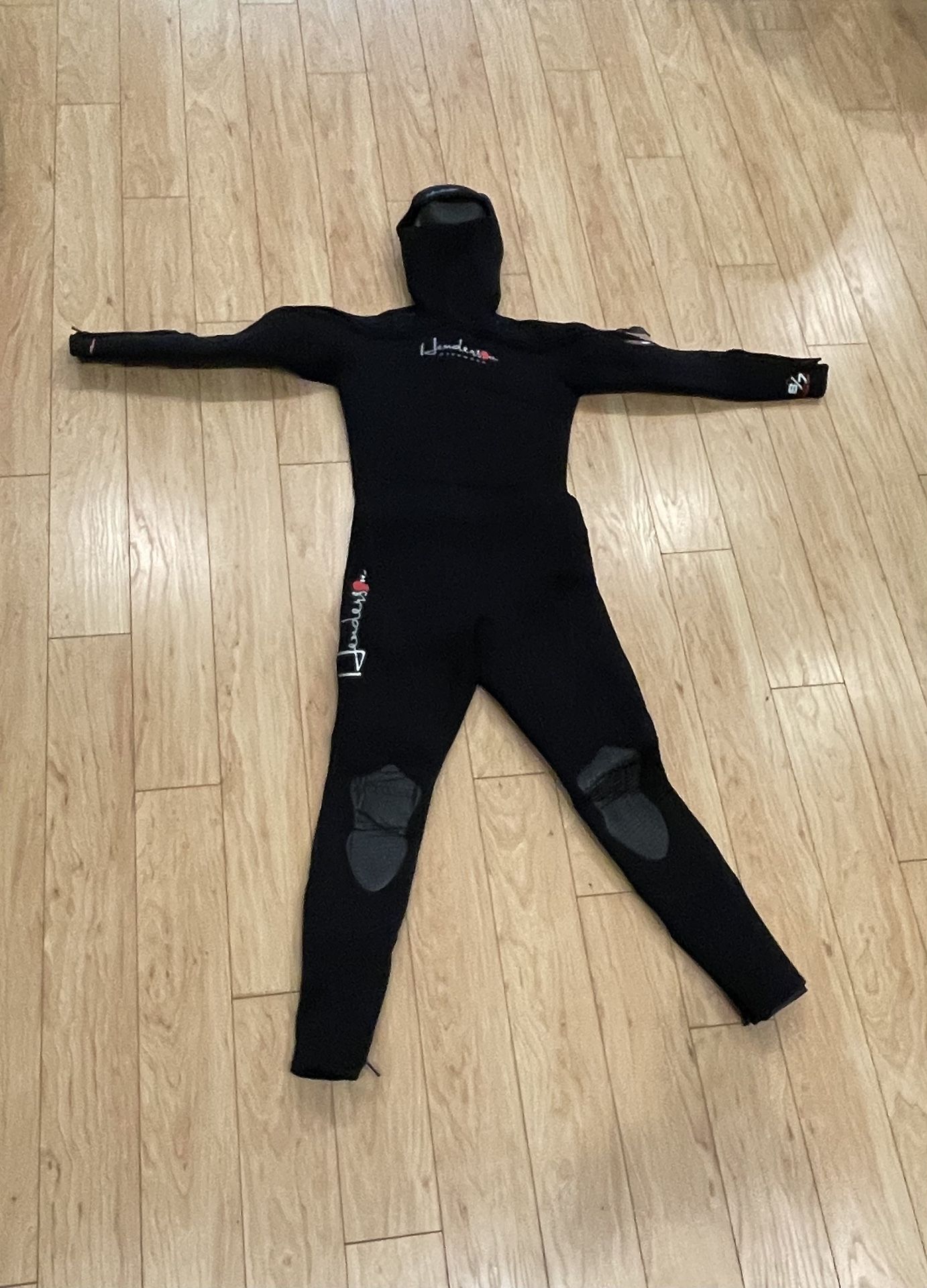 Henderson 8/7mm Thermoprone Pro Semi Dry (Never Used)