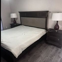 King Bedroom Set 