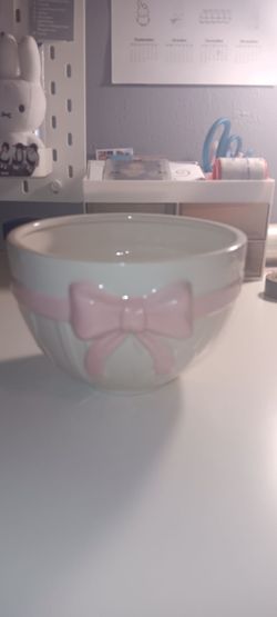 coquette bowl