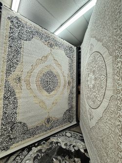 Large Ivory and Black Medallion Area Rug
