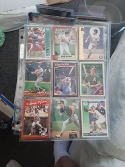 18 Mark McGwire Baseball Cards