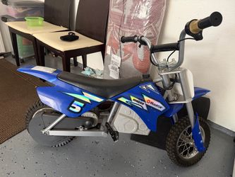 Dirt bike