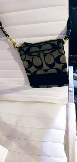 2 coach juciy backpack nd kate spade