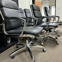 Free - Office Chairs (10) 