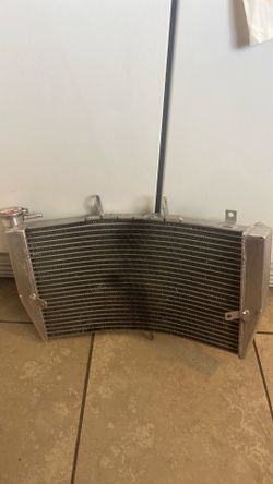 03-06 Honda Cbr 600 RR aluminum radiator