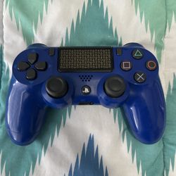 Limited Edition Day Of Play Genuine Authentic PlayStation 4 PS4 Controller Blue Gold Perfect