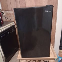 Tall Mini Fridge With Freezer