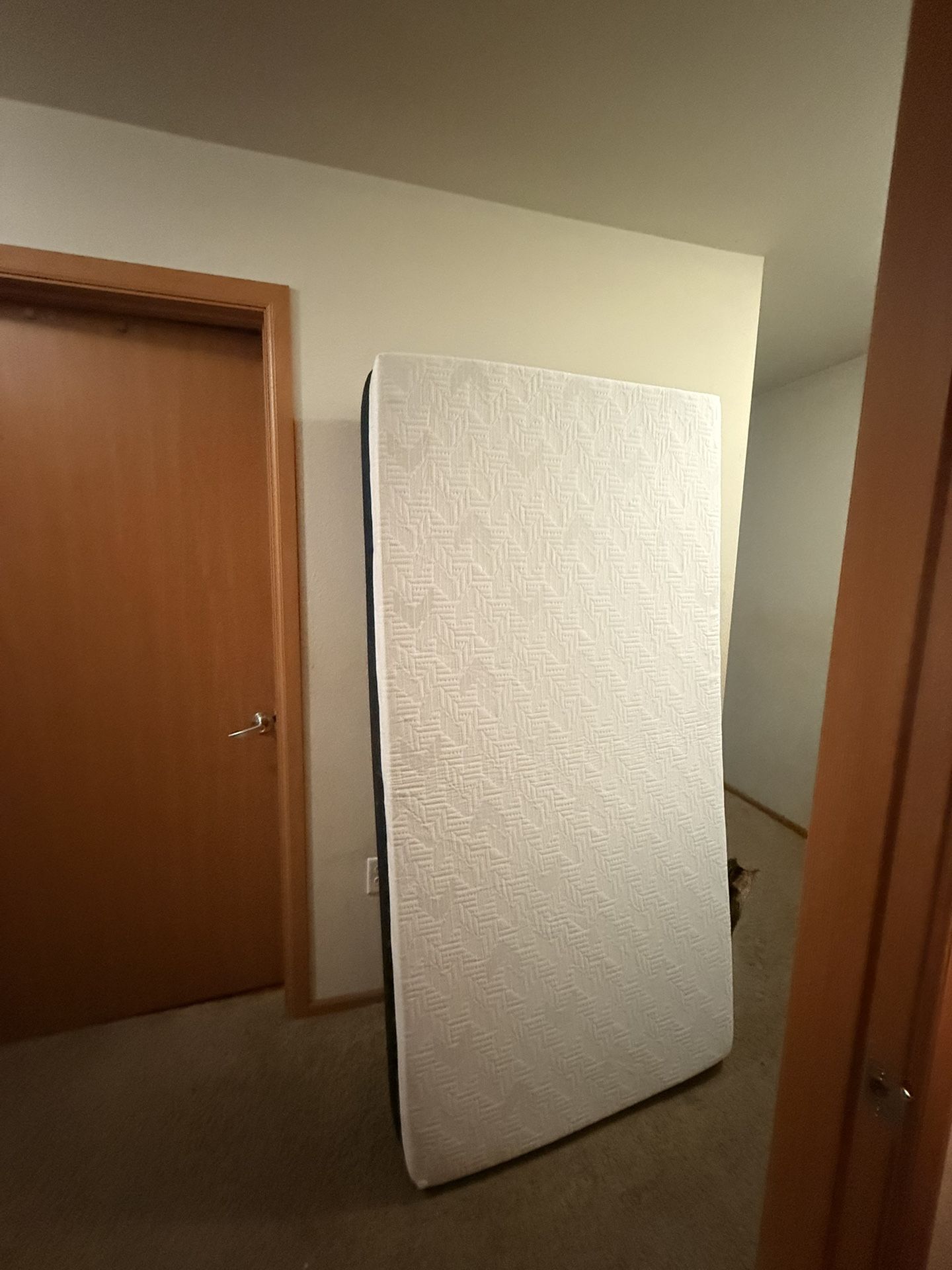 New Twin Mattress