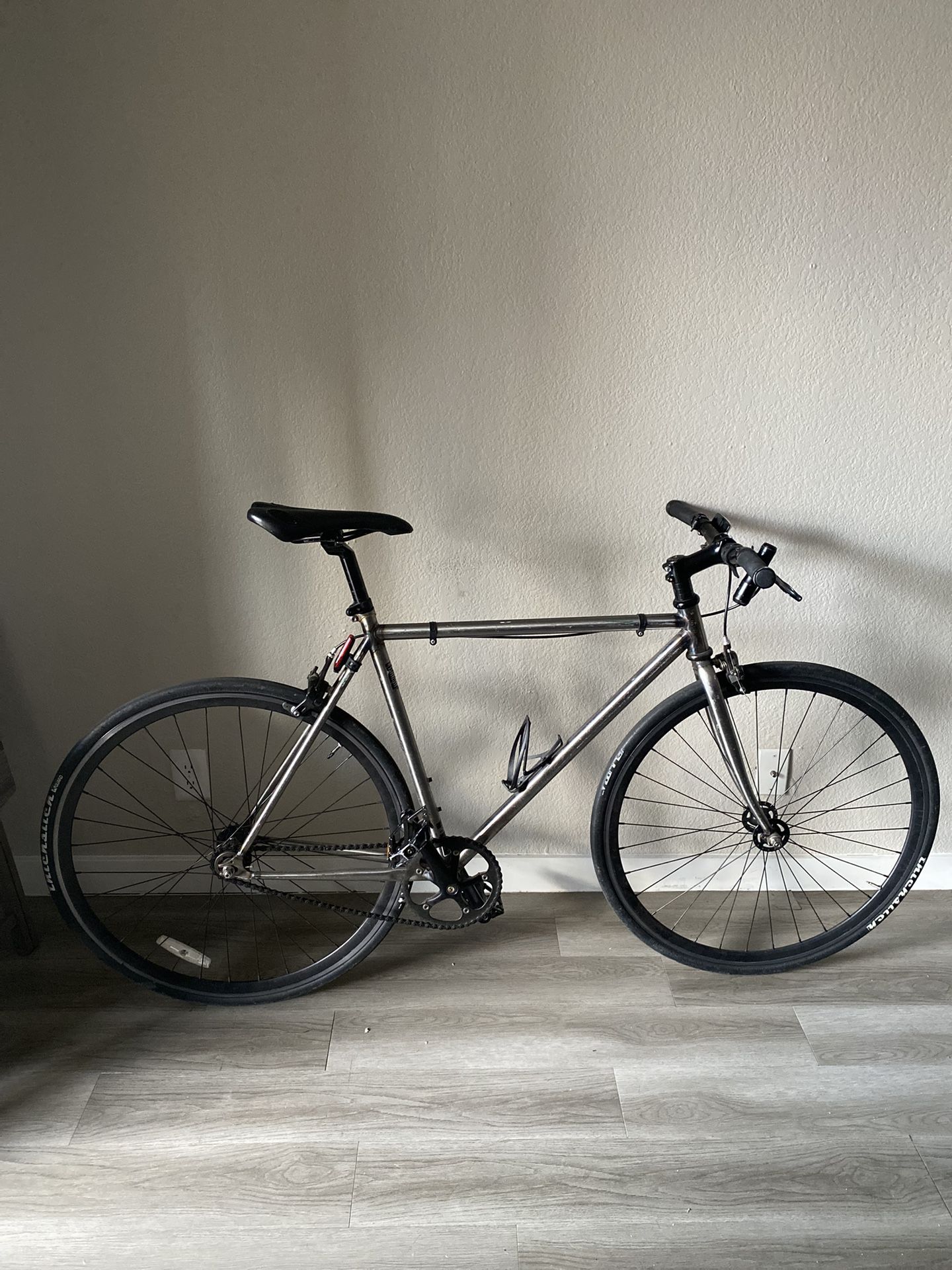 Road Fixie Bike