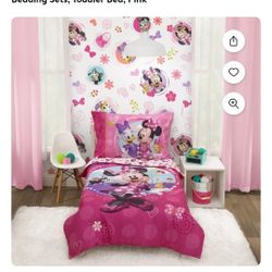 Minnie Mouse Toddler Bed Set