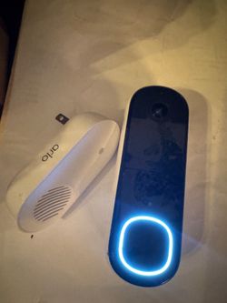 Arlo video doorbell and chime