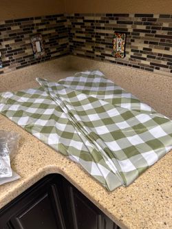 Hiasan Sage Green and White Checkered Tablecloth 120 inch Round