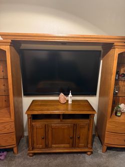 Entertainment center (REAL WOOD)