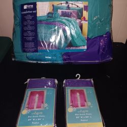 Twin Size Comforter Set 