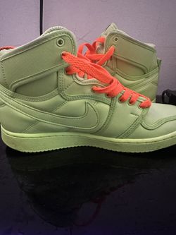 BILLIE EILISH X WMNS JORDAN 1 KO 'VOLT