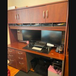 Office furniture | Bush | Hutch + desk
