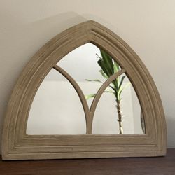 Gothic Arch Mirror 