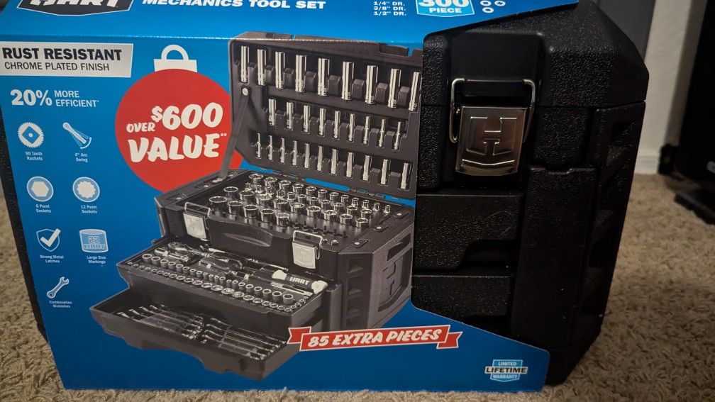 300 piece Mechanics Tool Set NEW !!