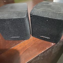 2 Small Bose Speakers & 2 speaker Stands