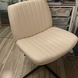 Criss Cross Chair