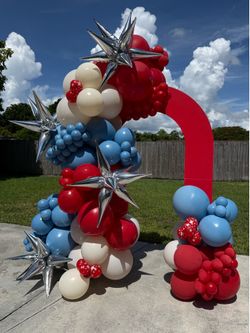 Balloon arch