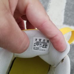 Puma Shoes Yellow Size 6  Wore 2 Times