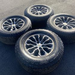 Factory 17” Chevy Colorado Zr2 Rims & Tires ( 6x120 Pattern Canyon Colorado Traverse Acadia Blazer)