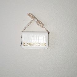 NWT Solid White Small Shoulder Bag- Chain Strap Gold Accents  