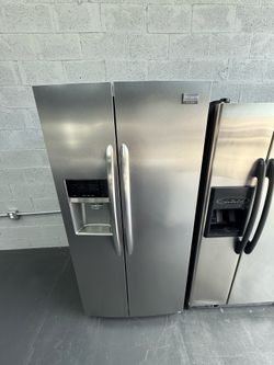 Frigidaire Side By Side 33 ( Refrigeradores )