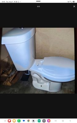 Glacier bay toilet
