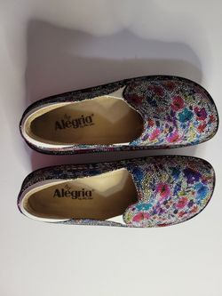 Alegria Keli Professional Slip-On Leather Shoes "Bloomies " Floral-Size 38 (U.S. 7.5-8)