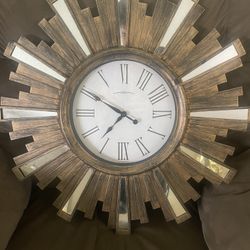 Clock 22 Inches 