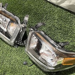 2021 Toyota Tundra OEM Headlamps