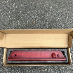 05-10 Jeep Grand Cherokee Third Brake Light