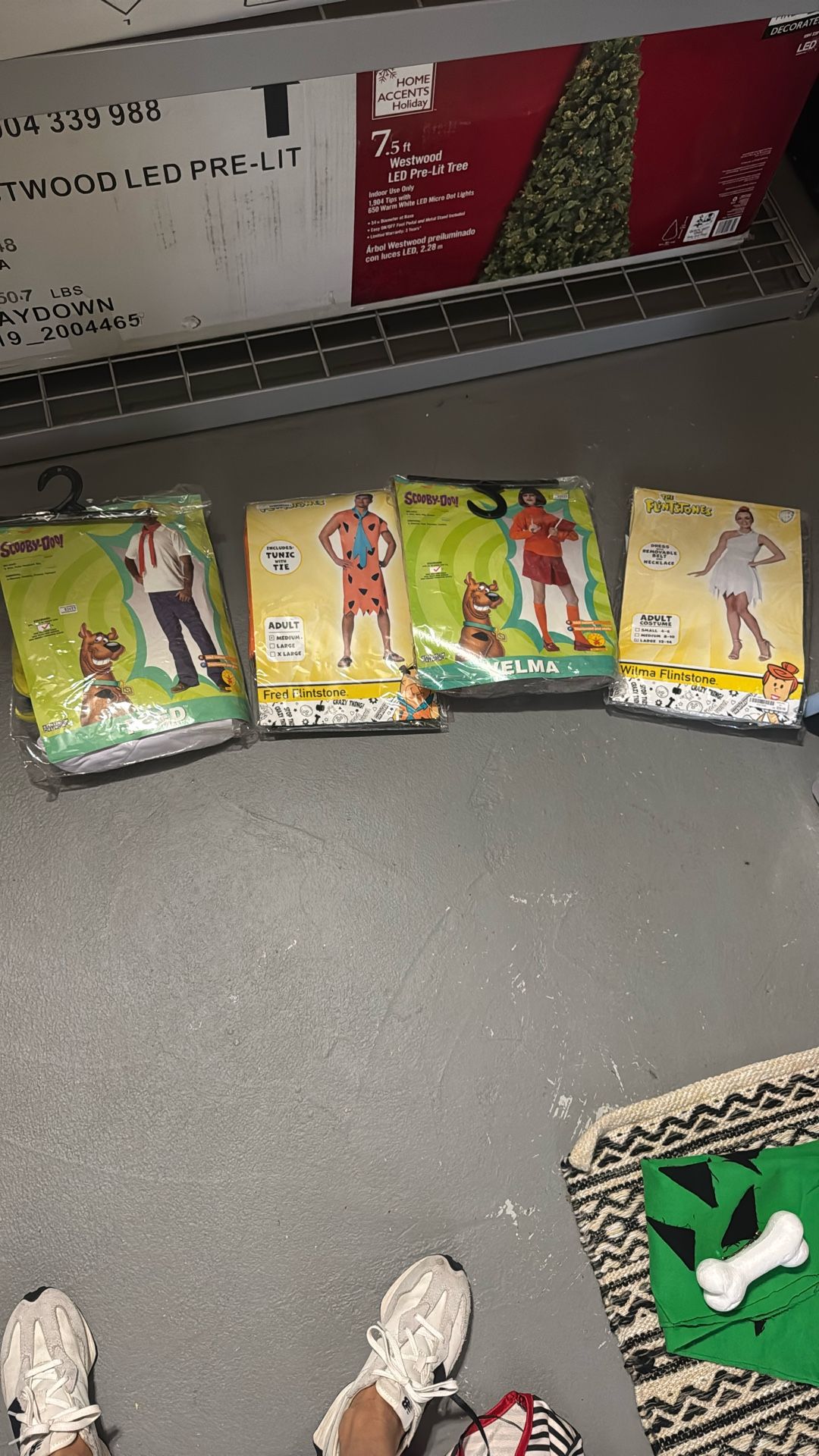 Flintstones And Scooby-Do Costumes