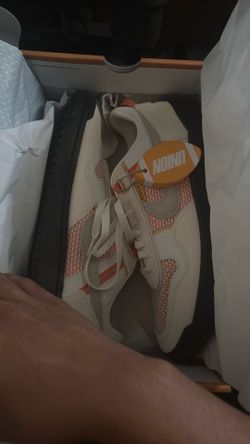 Nike shoes