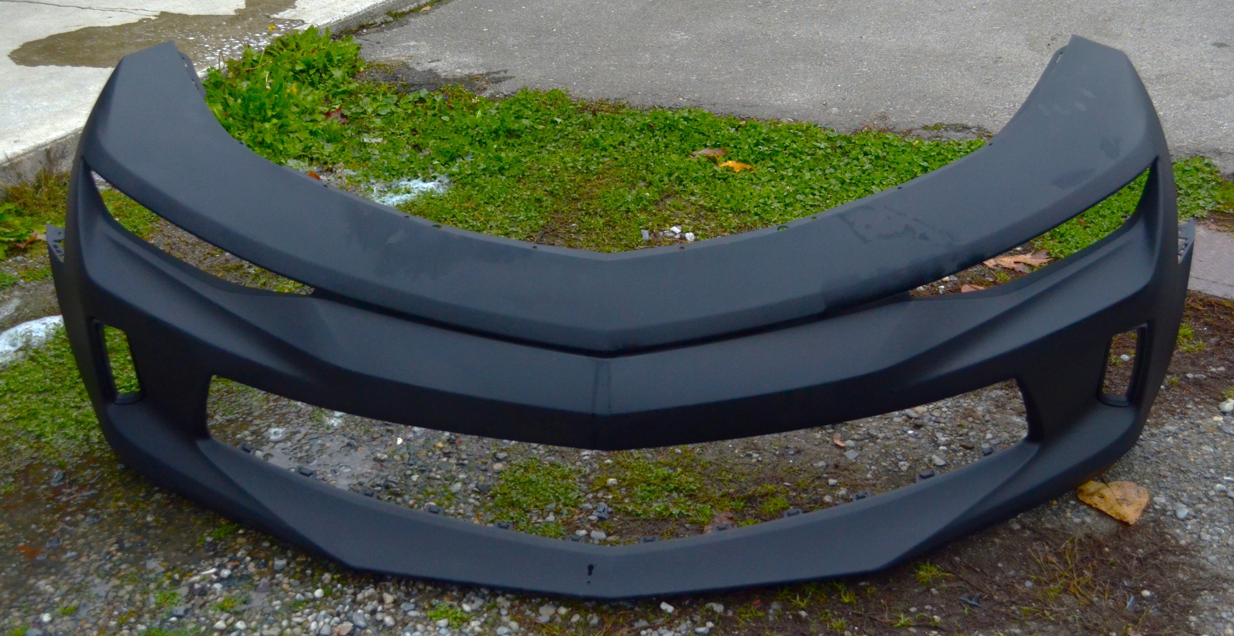 USED REF#U0329 || 2016-2018 CHEVROLET CAMARO || FRONT BUMPER COVER ONLY