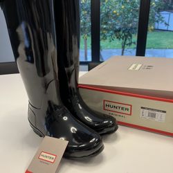 HUNTER Rain Boots BlackGlos US 8 