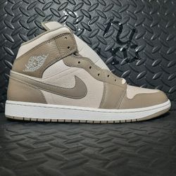 Jordan 1 Mid 'Legend Light Brown' HF4830-203 size 13