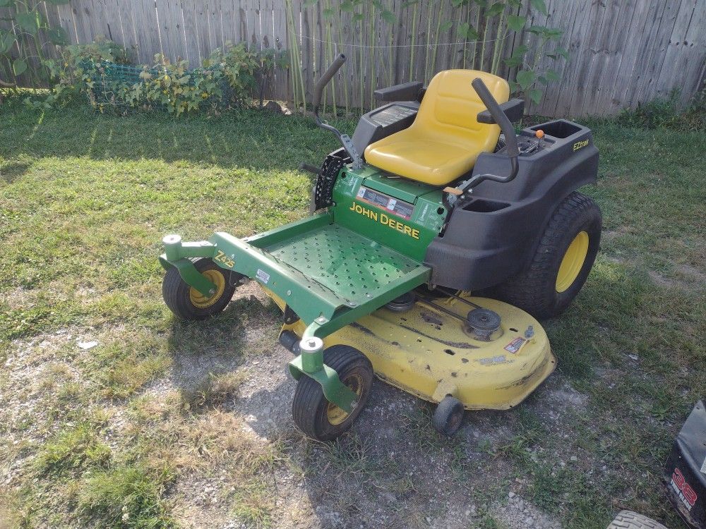 John Deer Zero Turn
