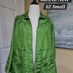 BRAND NEW BEAUTIFUL GREEN JACKET SZ SMALL 
