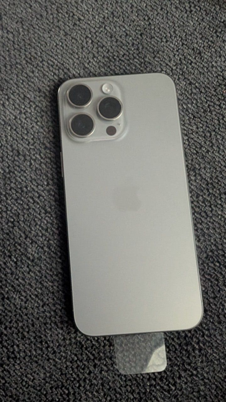 iPhone 15 Pro Max