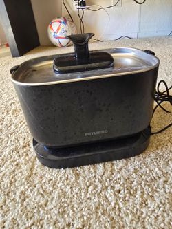 Water fountain for cat and dog
