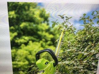 EARHTWISE CVPH43018 CORDED 4.5 AMP 2-N-1 CONVERTIABLE POE HEDGE TRIMMER, GREEN… NEW