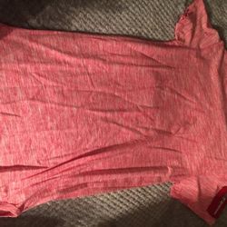 Shirt with zipper
