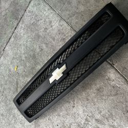 Chevy Silverado Grill