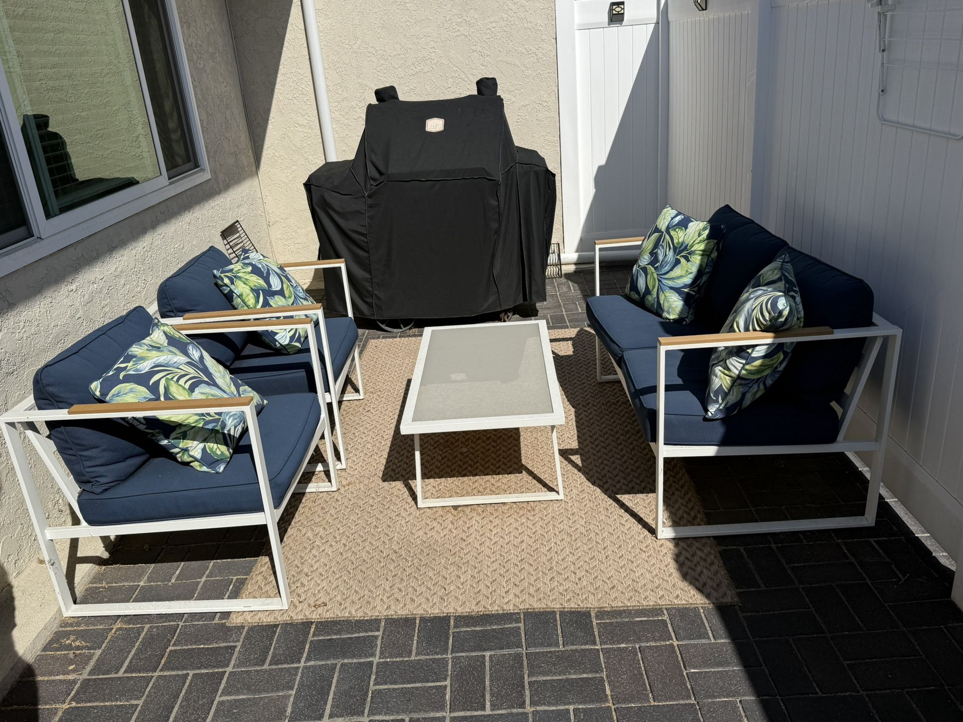 EAST OAK Patio Furniture Set, 4-Piece Outdoor Patio Set with Sofa, Removable & Washable Seating Cushion, Tempered Glass Table, Outside Patio Conversat