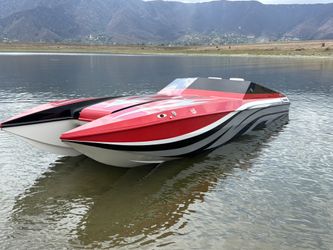 Awesome 26 Offshore Cat