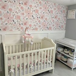 Convertible Crib With Mattress And Changing Table 