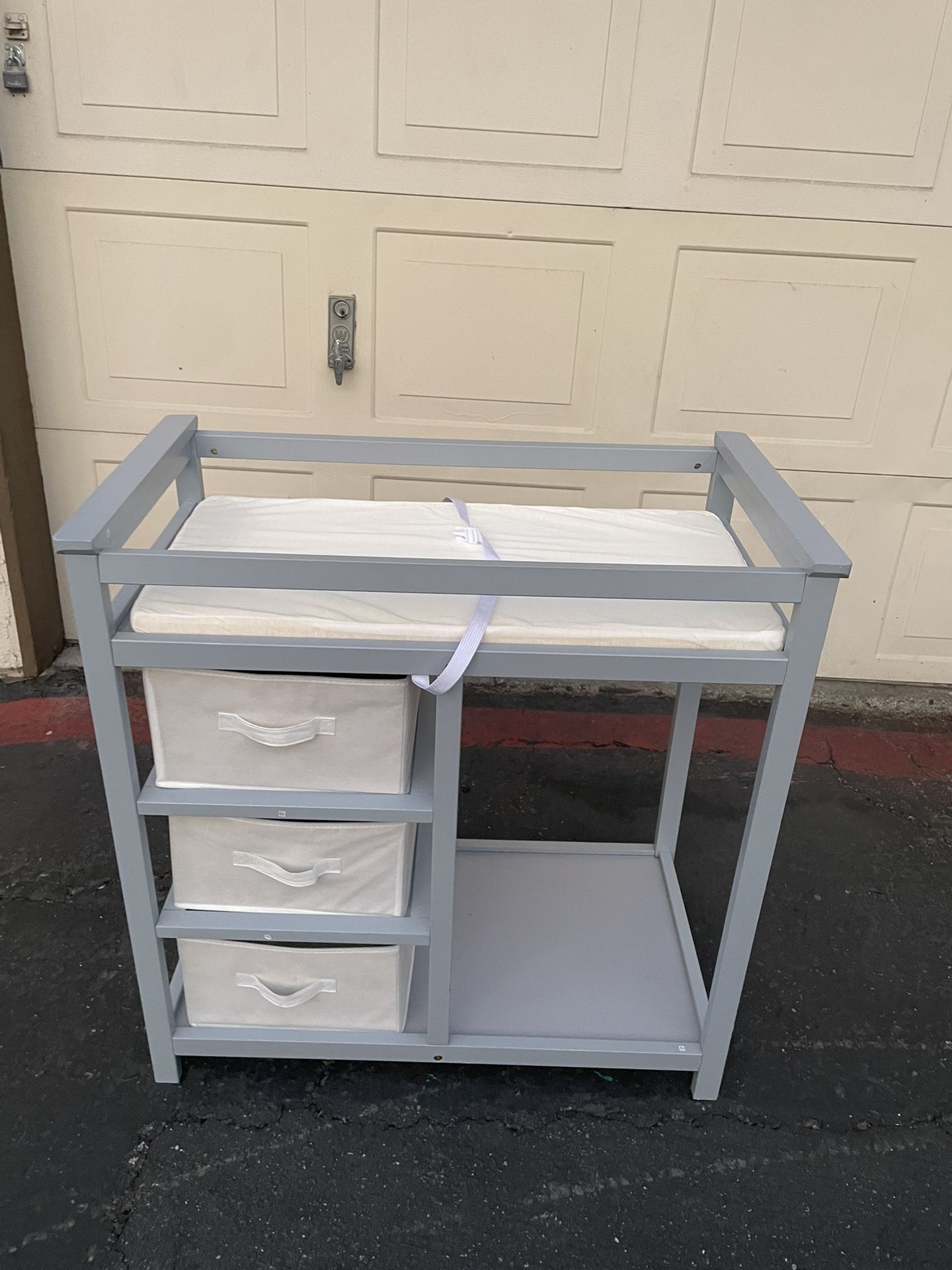 Changing Table With Drawers